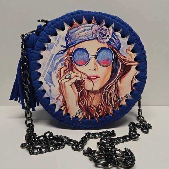 Boho Crochet Round Hippie Crossbody Bag With Chain Girl In Sunglasses - Picture 1 of 8
